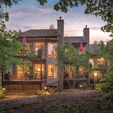 Whispering Woods Resort Welches Exterior photo